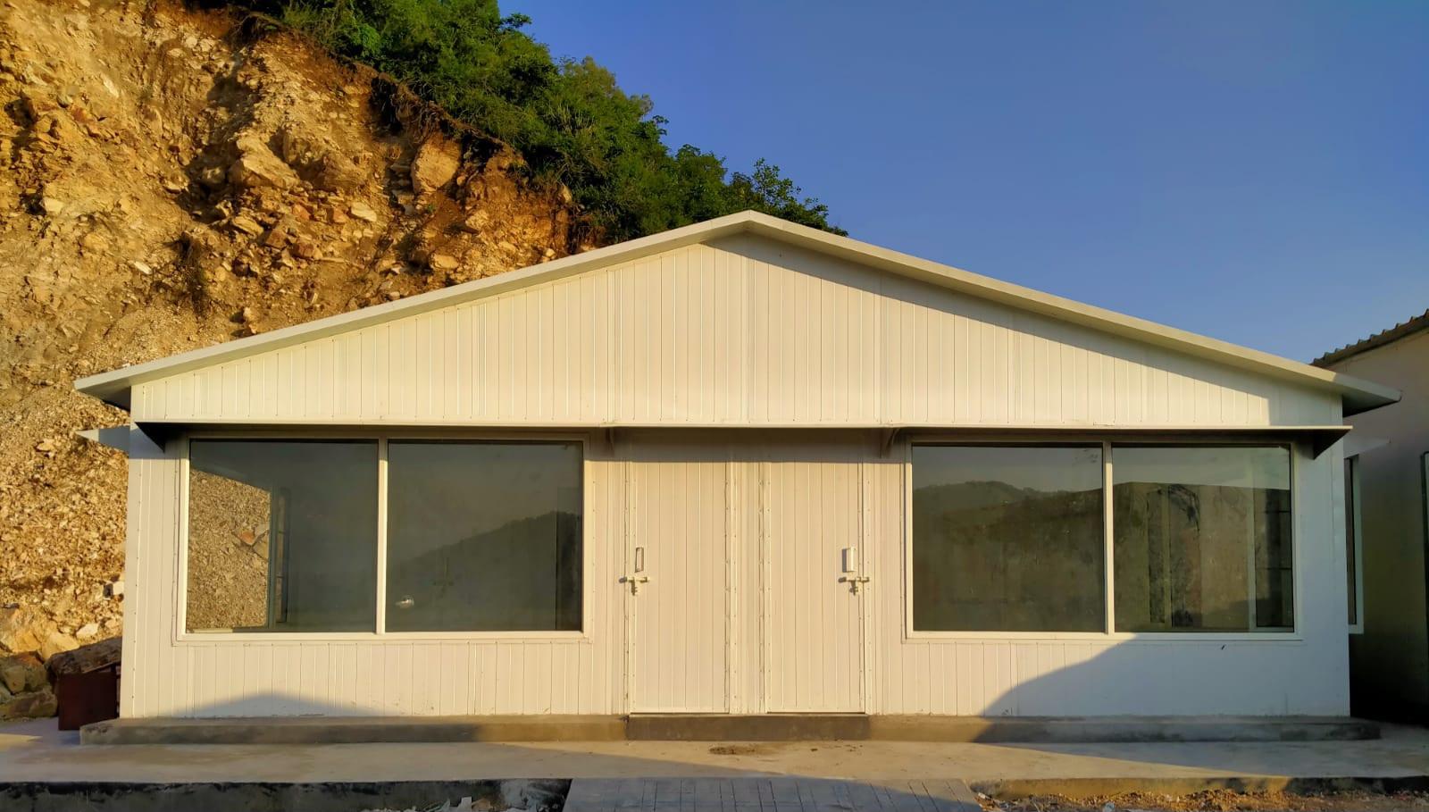 Prefab Waiting shelter (Mandi Helipad, HP)